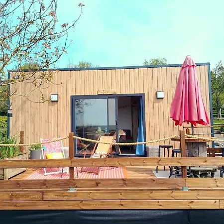 Le Sunset -tiny House Equipee Superbe Vue &jacuzzi -proche Honfleur &deauville- Calme Confort Wifi Semesterbostad